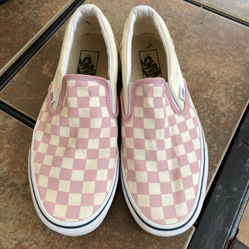 Checkered slip on Vans